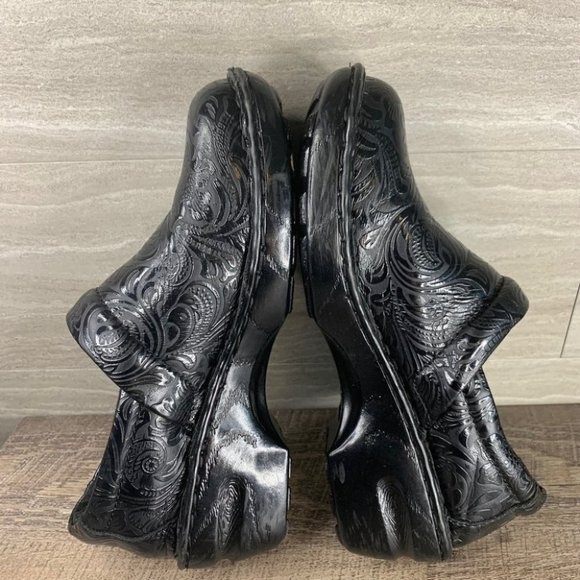 Women’s b.ø.c. Peggy Clogs - Picture 6 of 8